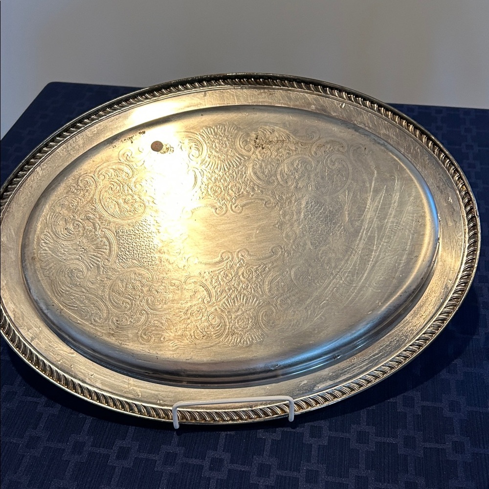 FB Rogers Silver Tray and Gravy Boat Set tray 18 x 11.5 in gravy boat 6x4 in - Picture 4 of 10